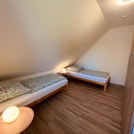 Holmblick - Boddenblick, Balkon, 2 Schlafzimmer, 4 Personen Born Luaran gambar
