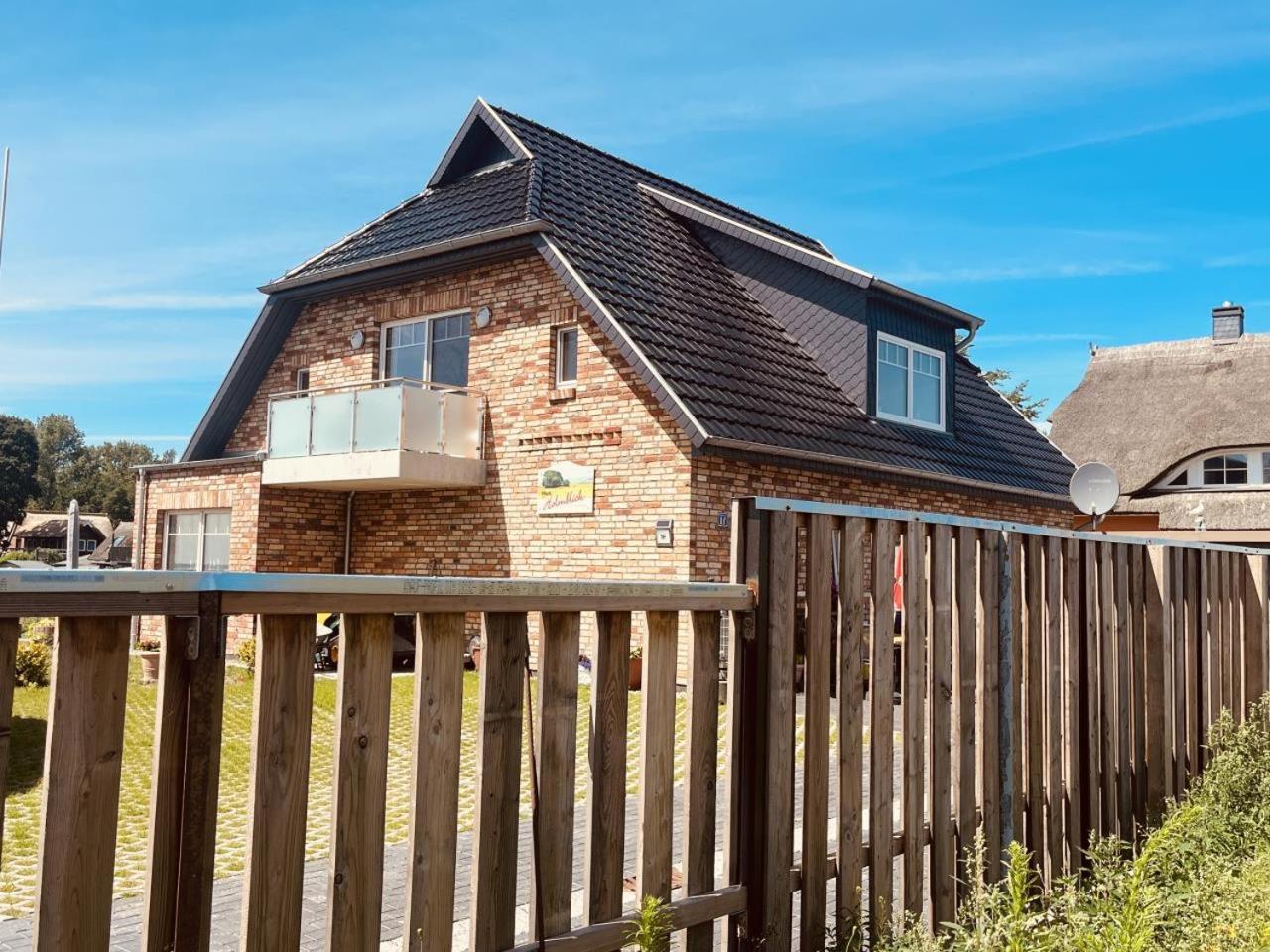 Holmblick - Boddenblick, Balkon, 2 Schlafzimmer, 4 Personen Born Luaran gambar