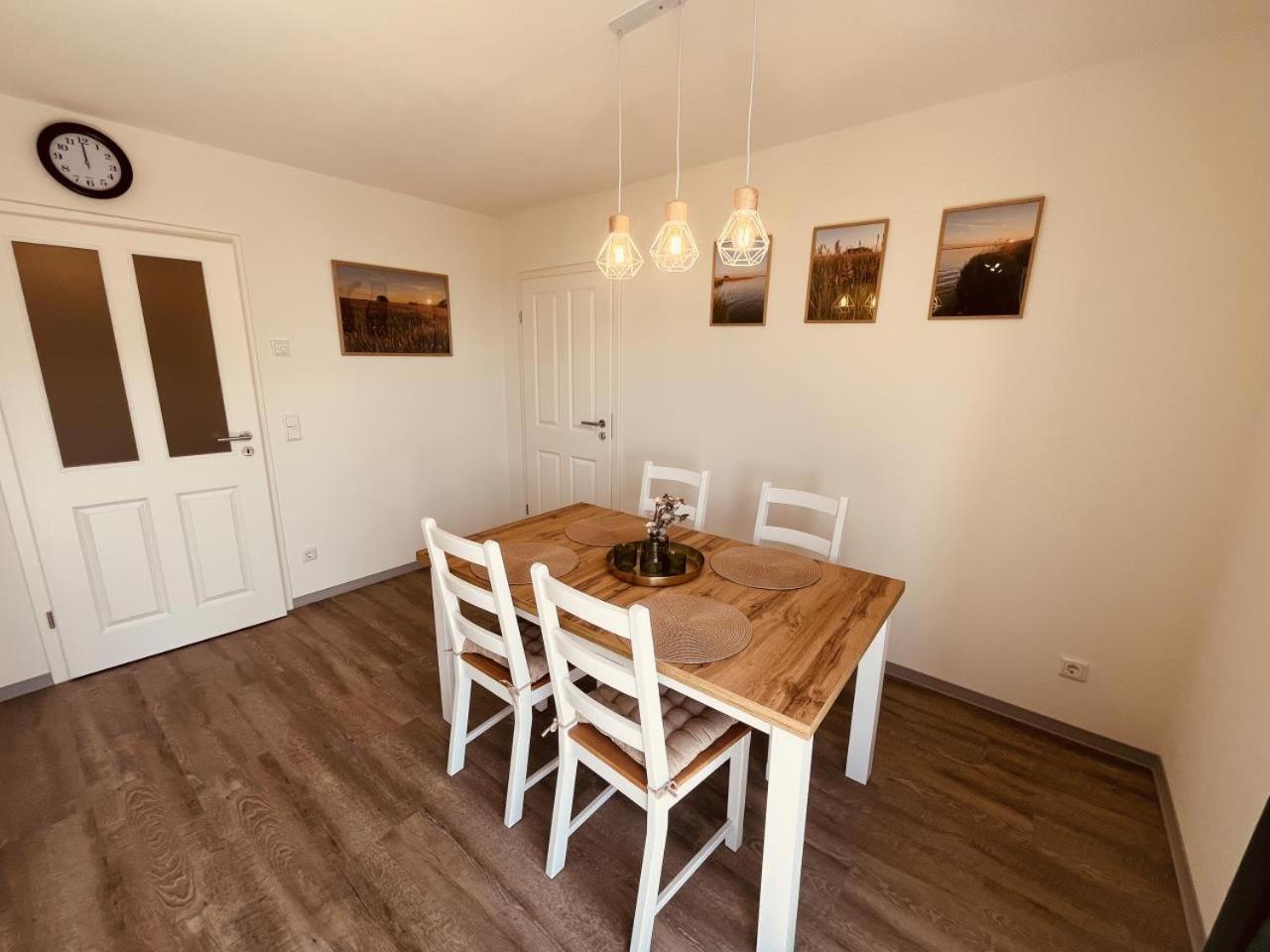 Holmblick - Boddenblick, Balkon, 2 Schlafzimmer, 4 Personen Born Luaran gambar